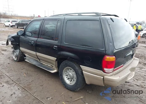 2000 Mercury Mountaineer из США, поврежденный, VIN 4M2ZU86P4YUJ26147